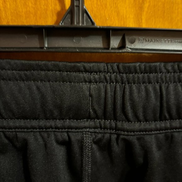 Reebok basketball shorts with Drawstring size small - Picture 10 of 13